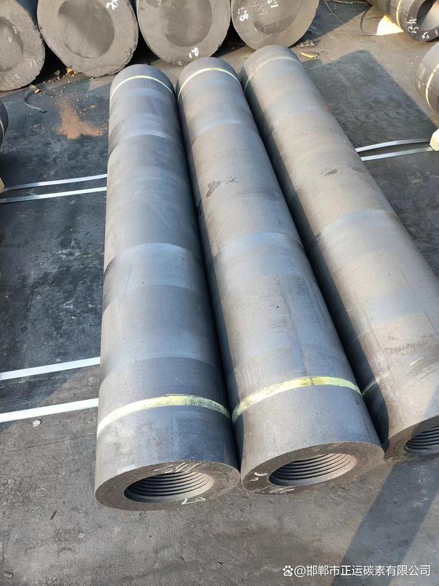 石墨電極的用途和性能,使用方法和注意事項